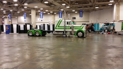 Joel Dawes’ 1988 Peterbilt 379 is competing in the Working Bobtail category in the Pride & Polish National Championship.