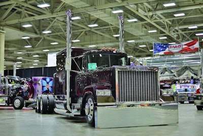 Jerry Kissinger’s ’78 Mack Superliner