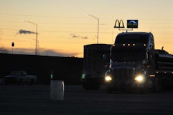 truck-stop-night-hours