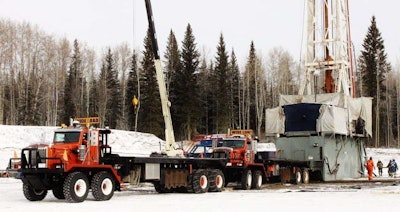 ATK specs its largest-bed Kenworth C500s with tandem steer axles and tandem drive axles, Cummins ISX15 600-hp engines, Allison automatic transmissions and four-speed auxiliaries. Steer axles are Dana’s 22,000-lb.-capacity axles, and 90,000-lb. Kessler axles undergird the rear.