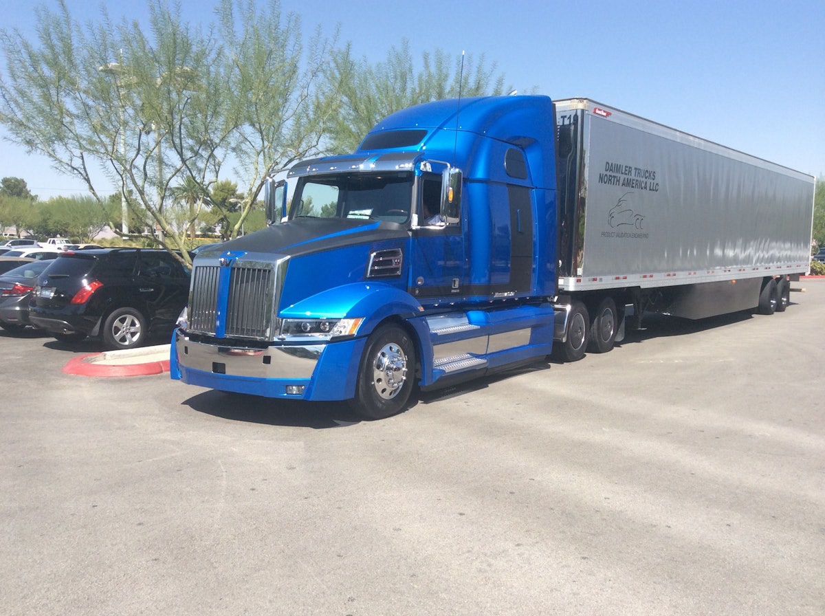 ovd.Western-Star-5700XE.png?