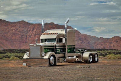 Kenneth Fisher won Best of Show at the 2014 PDI Dyno Event and Truck Show with his 1997 Peterbilt 379.