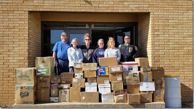 Kurt Keilhofer (left) with (from left) Mindy Dalby (2nd grade), Heather Hill (1st grade), Angie Walden (2nd grade), Mary Short (1st grade) and Jason Walden.