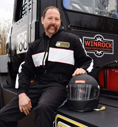 Find racer/technician Mike Morgan’s Powershift Performance race team via this link.