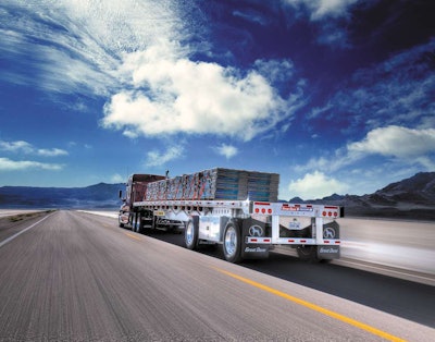 Owner-operators operating in flatbed earned more than $60,000 in average net income (total revenue minus expenses) last year.