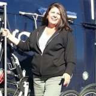 30980_3315787631888_140394295_n