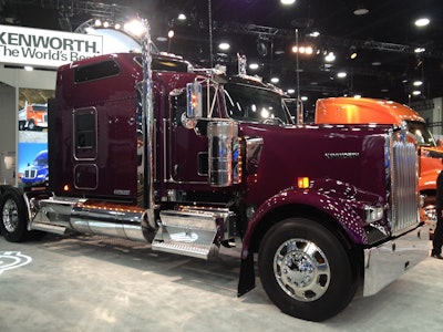 Kenworth is offering a $1,000 rebate on the Icon 900 to members of OOIDA in 2015.