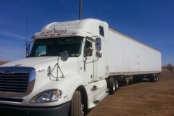 Kenny Capells Freightliner Columbia edit