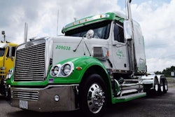 Cadle Transport 2013 Freightliner Coronado glider