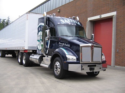 A Kenworth T880 52-inch sleeper truck with a special Seattle Mariners theme will be part of a Paccar fund-raising effort outside Safeco Field in support of the Page Ahead Children’s Literacy Program in Seattle. The event will take place Tuesday, Aug. 25, before the 7:10 p.m. Mariners home game against the Oakland Athletics.