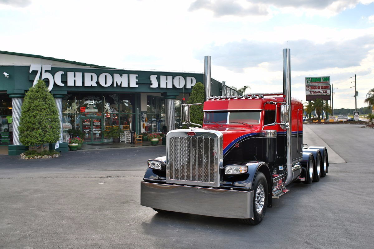 Perennial Pride & Polish show truck competitors Doug Jameson and James Williams picked up the Best of Show, Limited-Mileage Bobtail nod in April at the 75 Chrome Shop Pride & Polish show with their 2015 Peterbilt 389, qualifying the rig to compete in the National Championship next month.