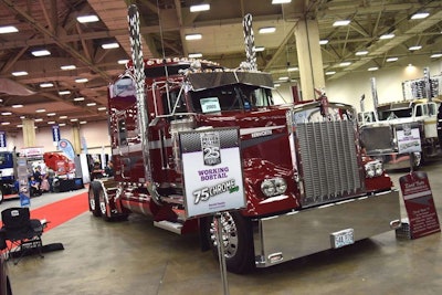 David Foster's 2005 Kenworth W900, Working Combo finalist