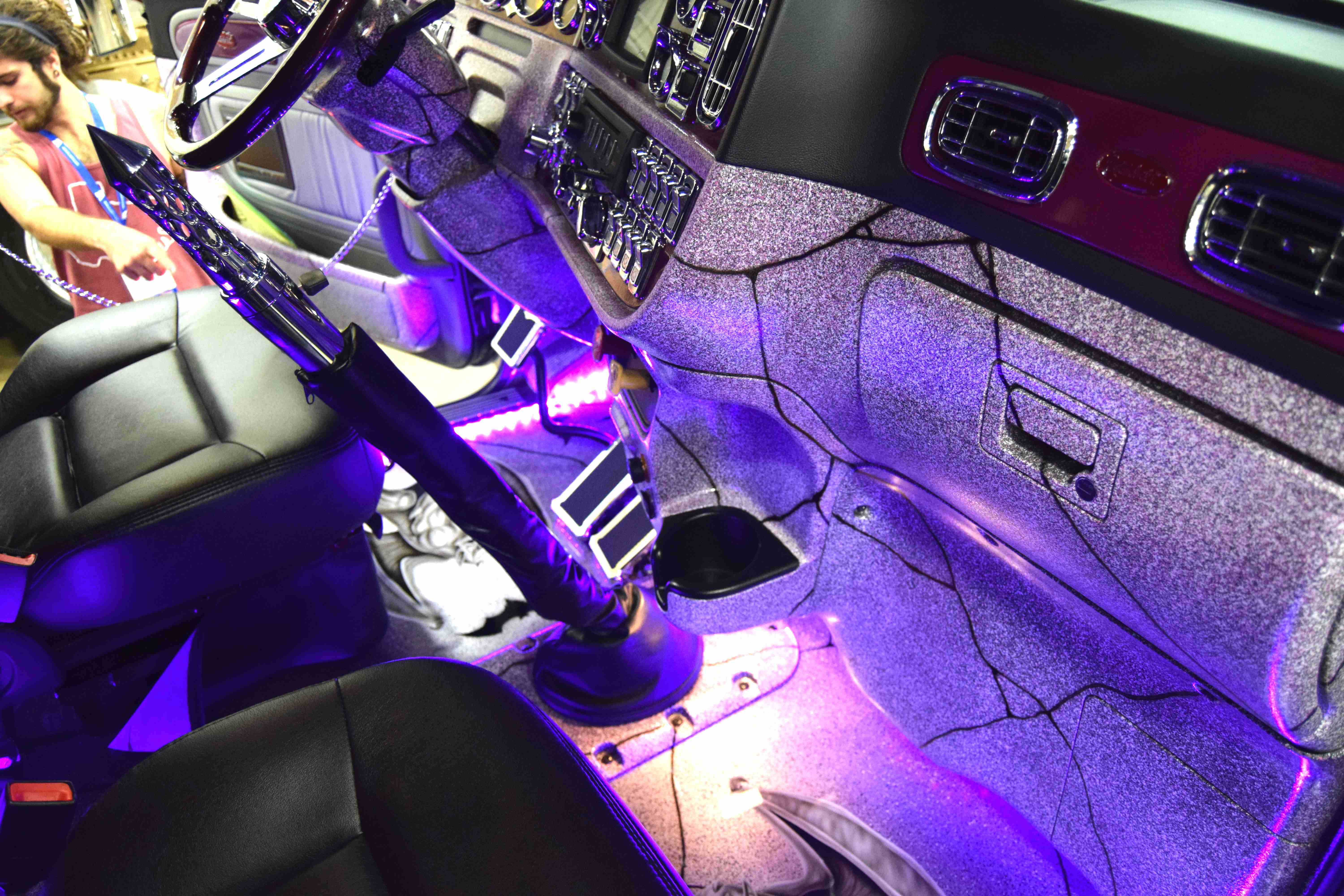 peterbilt 389 interior lights