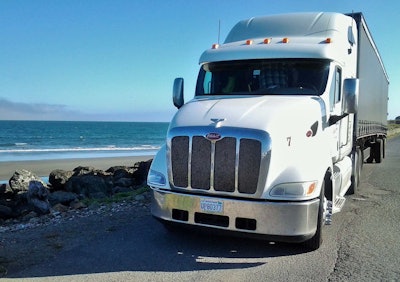 jim-wright-Peterbilt-in-crescent-city