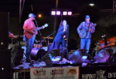 Lindsay-Lawler-and-band-wide-shot