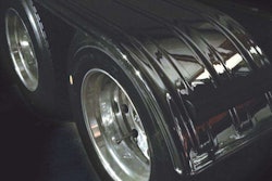 Minimizer-Smoky-Black-Mirror-Fender