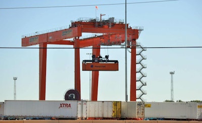 intermodal-trailers-railroad