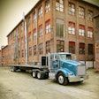 Joe-Bielucki-Kenworth-T800-unloading-steel