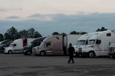 To see Overdrive‘s in-depth reporting on the parking struggles faced by owner-operators, click here or click through the photo above.