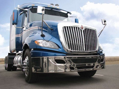 Hendrickson AeroClad bumper for International ProStar