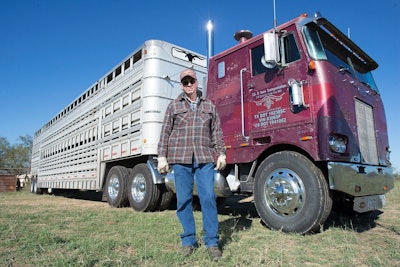 Zach-Beadle-1976-Peterbilt-cattle-trailer