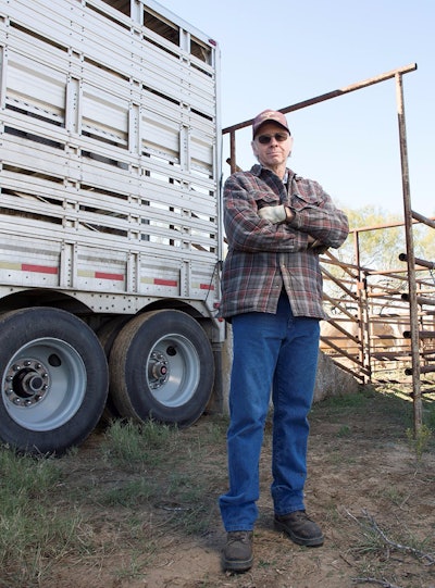 Zach-Beadle-trailer-backed-up-to-loading-pen