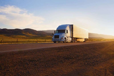 The new MICHELIN X Line Energy Z for line-haul steer applications is a SmartWay-verified tire is guaranteed to deliver 20 percent more mileage than leading competitor line-haul steer tires and delivering 5 percent better rolling resistance. (PRNewsFoto/Mi