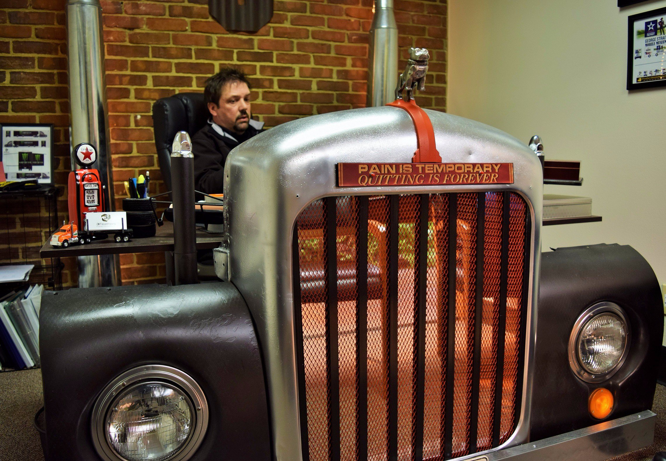 norm-blanchard-behind-mack-b61-desk
