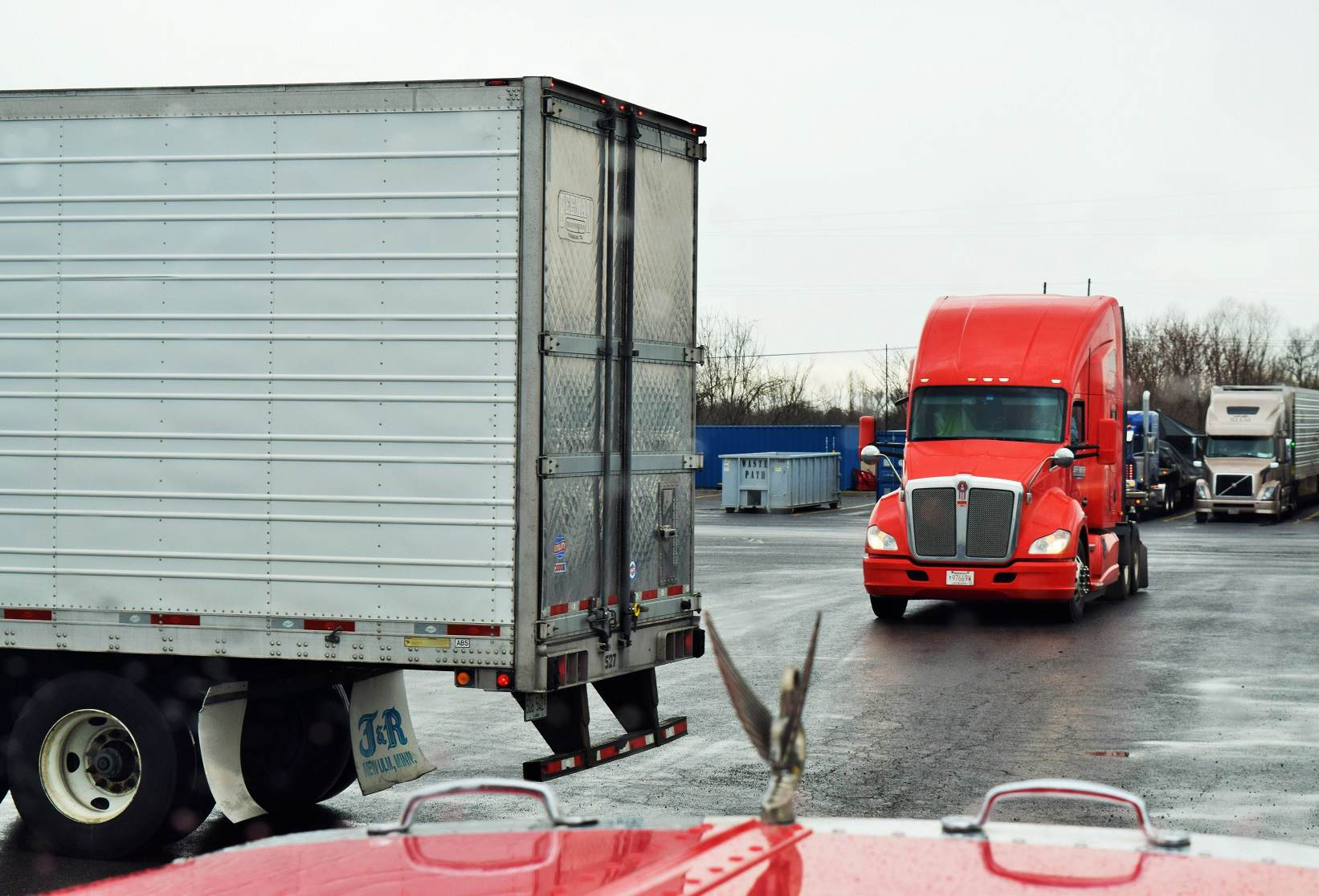Parking-lot-traffic-jam-truck-stop