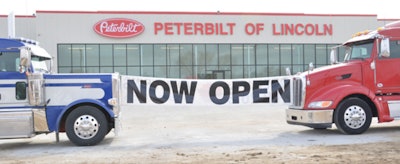 Peterbilt-of-Lincoln-reopening-new-location