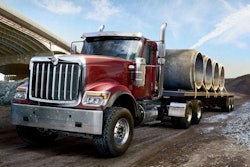 Navistar-International-HX520-HeavyHaul