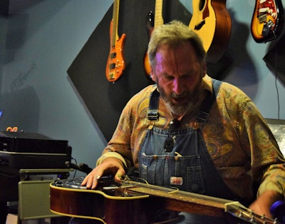 Sales of Paul Marhoefer’s “Old Black Epiphone” record, out earlier this year, are in part intended to benefit TruckersFinalMile.org.
