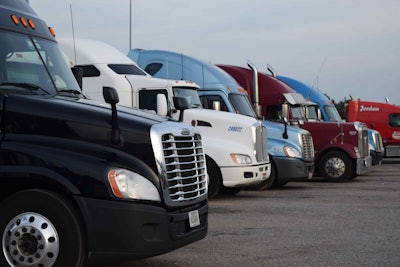 truckstop truck stop hours of service evening parking hos fuel island20160526_0016