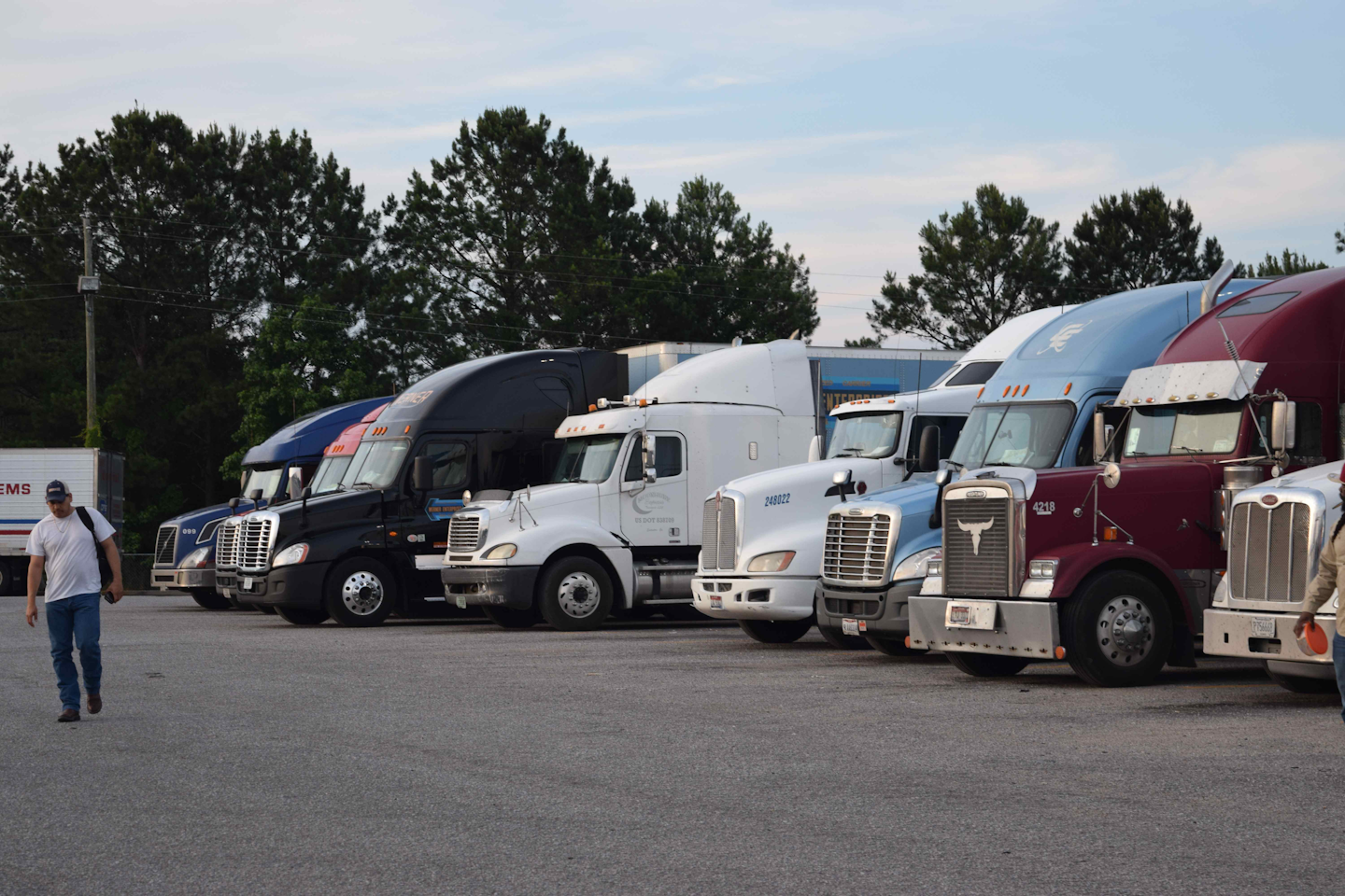 ATRI surveying truckers on parking in North Carolina Overdrive