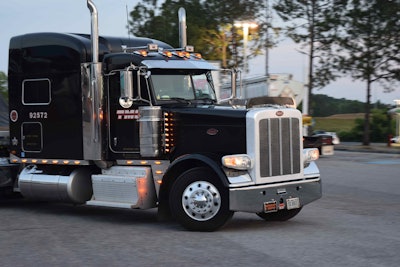 truckstop truck stop hours of service evening parking hos fuel island20160526_0039