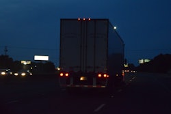 Truckstop Truck Stop Hours Of Service Evening Parking Hos Fuel Island20160526 0077 2016 05 27 10 18