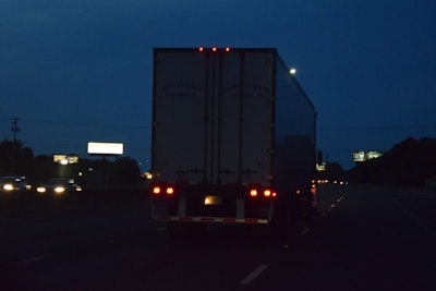 Truckstop Truck Stop Hours Of Service Evening Parking Hos Fuel Island20160526 0077 2016 05 27 10 18