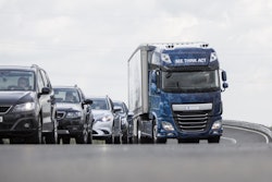 A DAF XF European truck equipped with the EMA system.
