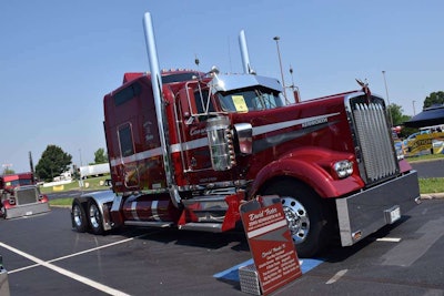 David Foster’s 2005 Kenworth W900