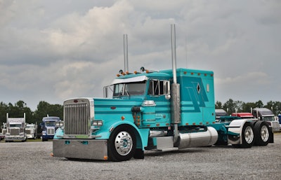 Vinnie Diorio’s 1985 Peterbilt 359 won Best of Show at last year’s Fitzgerald event in the Working Bobtail category.