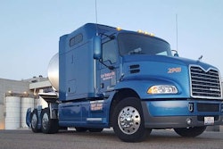 Mack-tractor-Hellbent-cliff-viessman-pinnacle