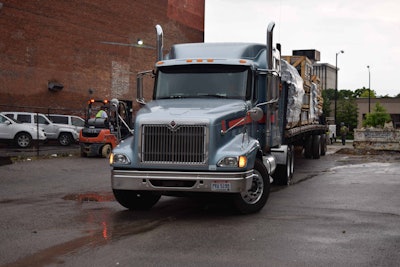 Heister’s 2004 International 9400i