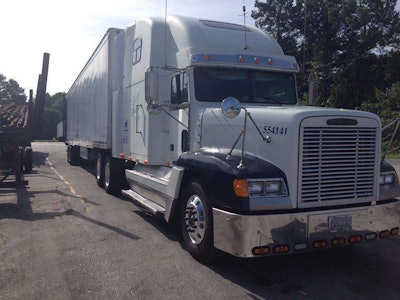 Scott Helton's 1995 Freightliner