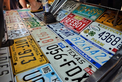 1987-peterbilt-359-license-plate-floor