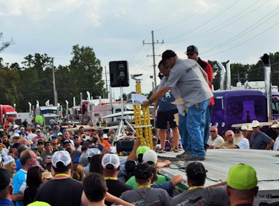 bryan-martin-hands-down-trophy