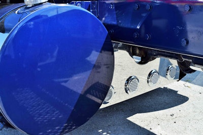 holsomback-filler-panel