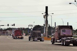 stars-stripes-convoy-departing-joplin-petro