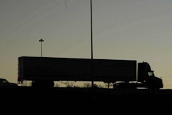 hours-highway-truck20070105_0109