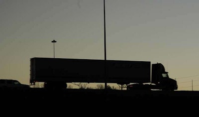 hours-highway-truck20070105_0109