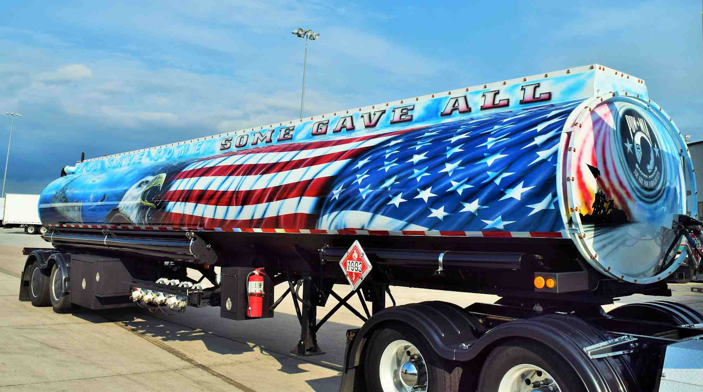 Grant Maxey’s 1988 Heil tanker is a salute to military veterans.